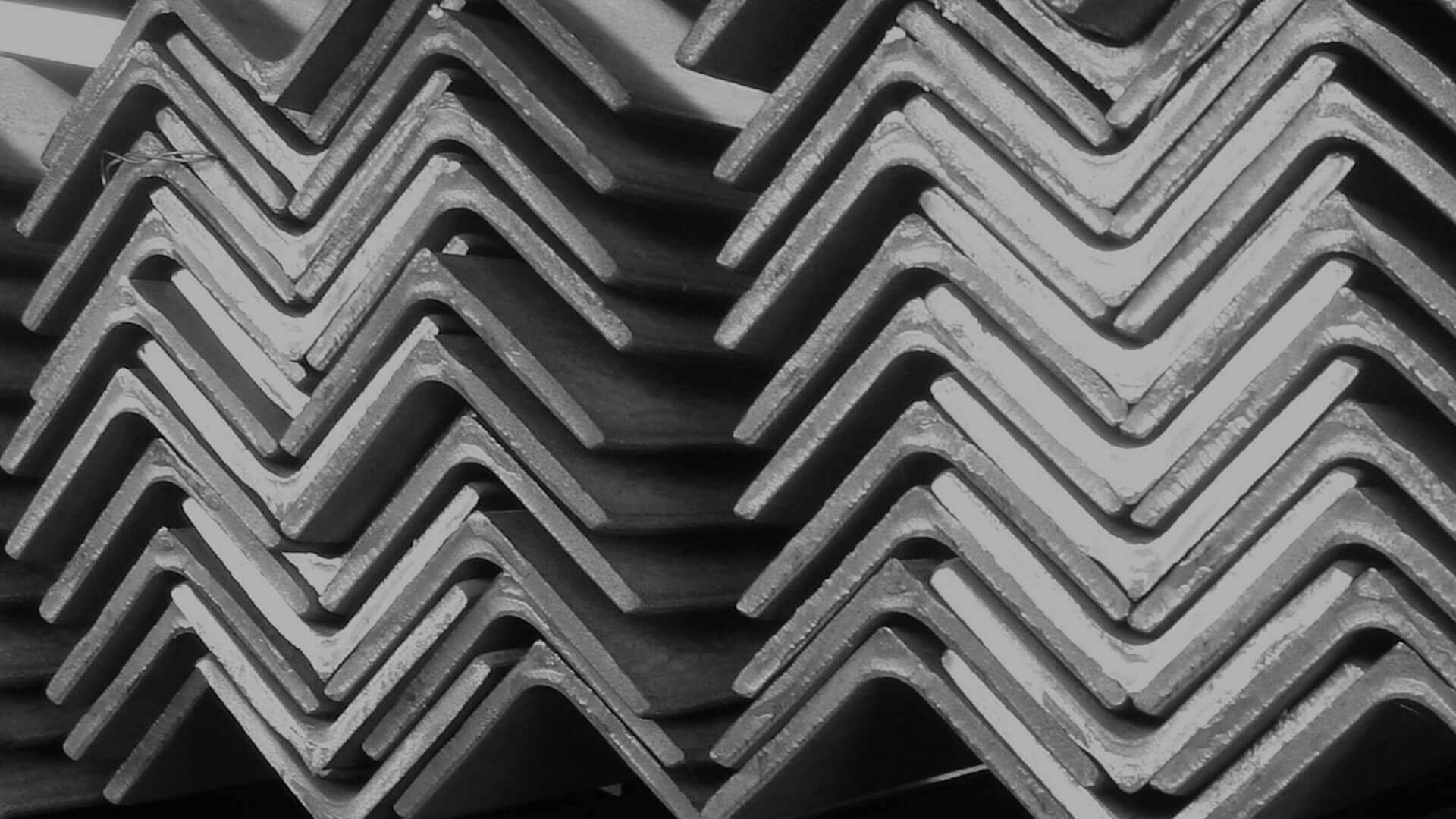 Стальной уголок